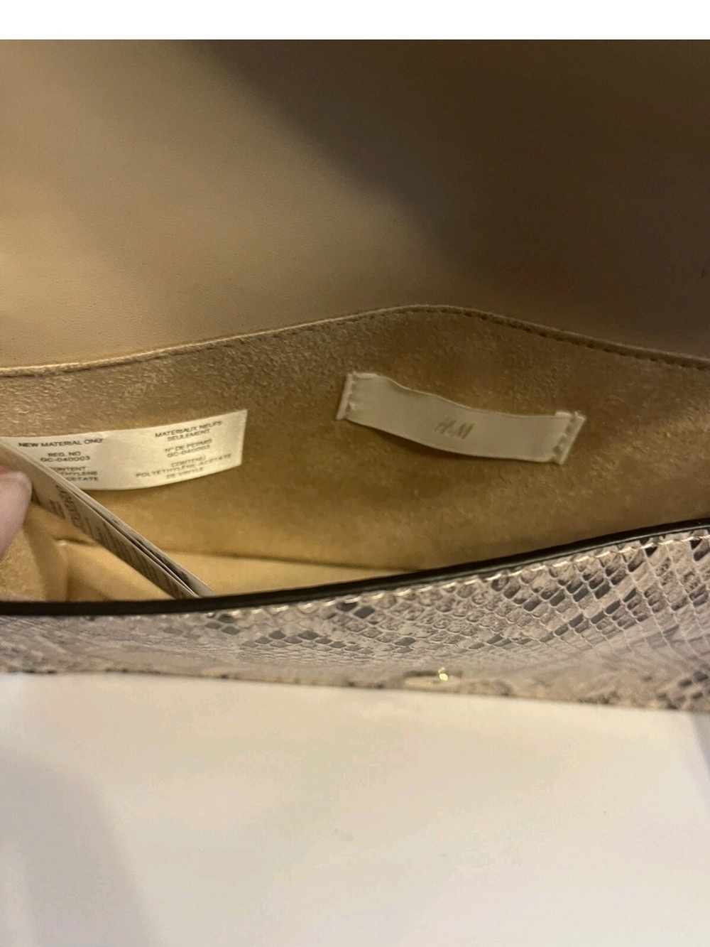 H&M Beige Snake-Print Faux Crossbody Bag with Black Pattern - Picture 6 of 6
